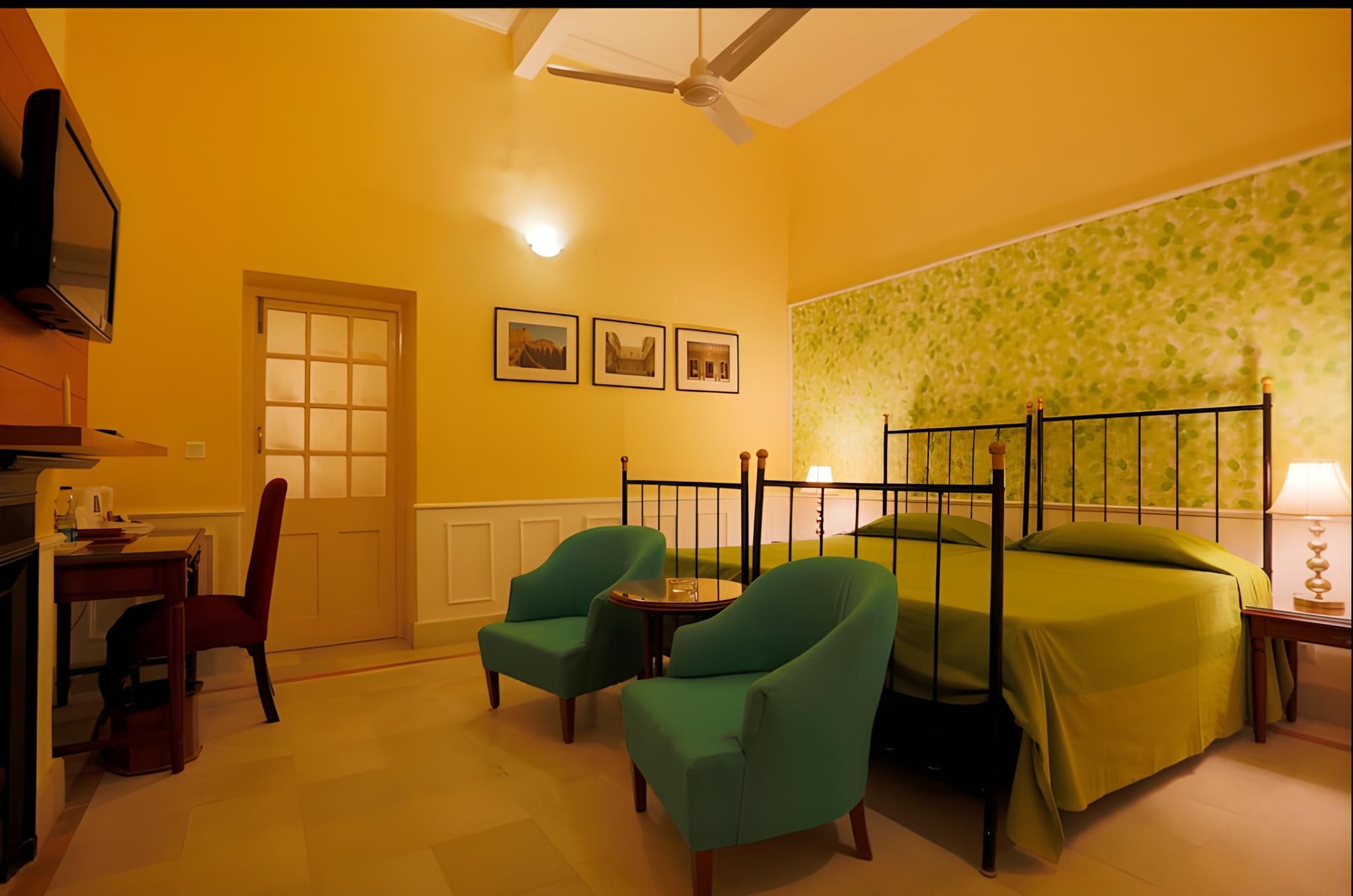 Double Room