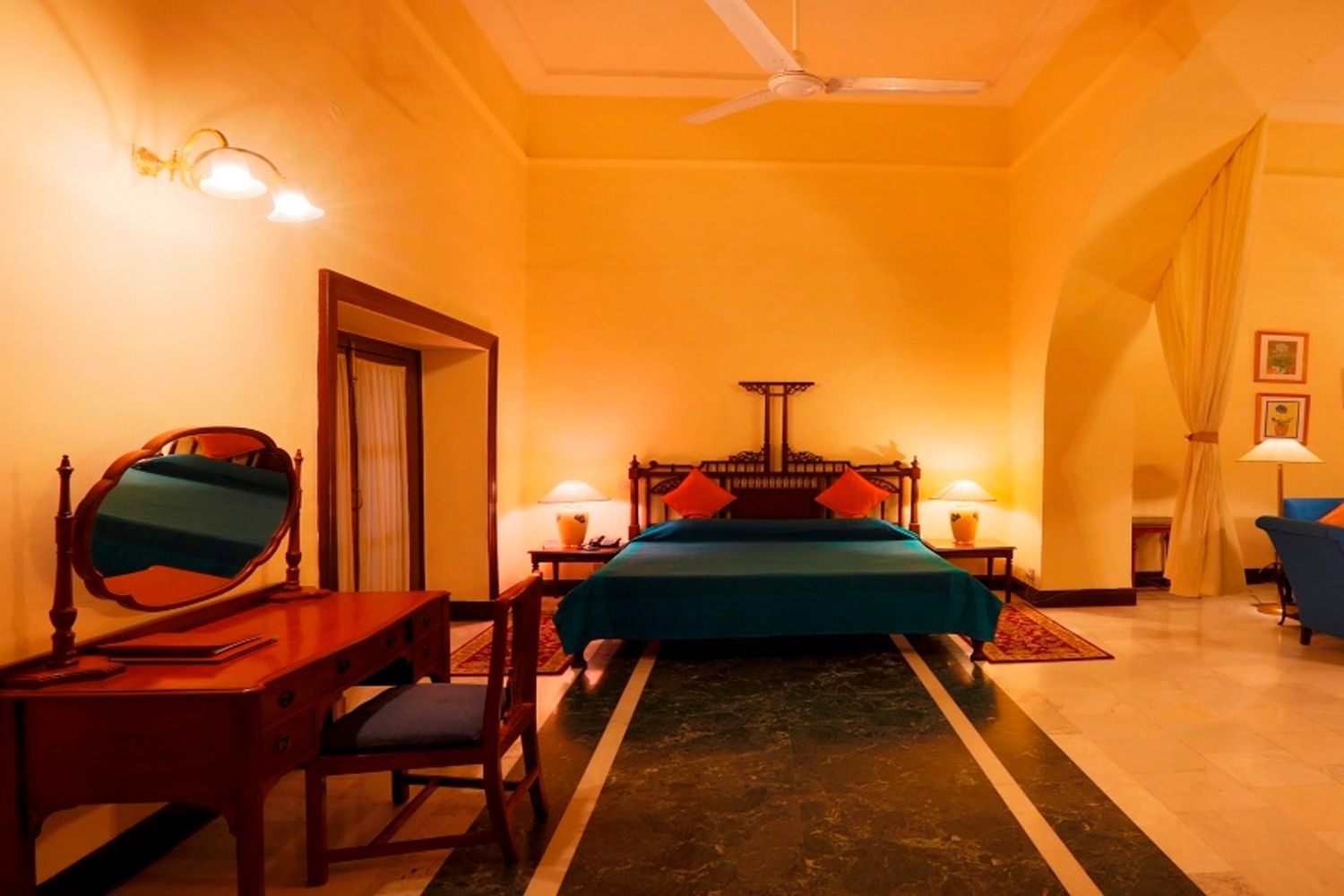 Suite King Room