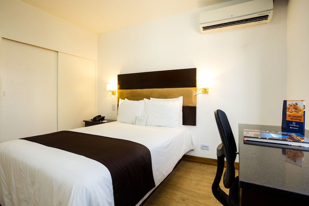 Standard Room (Simple)
