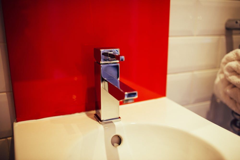 Stattons Hotel & Restaurant Small Single Room with Shower 2