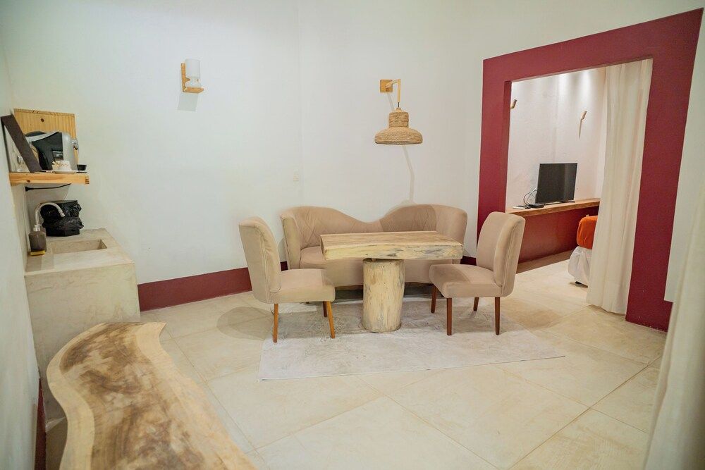 Zebra Boutique Hotel Family Room 8