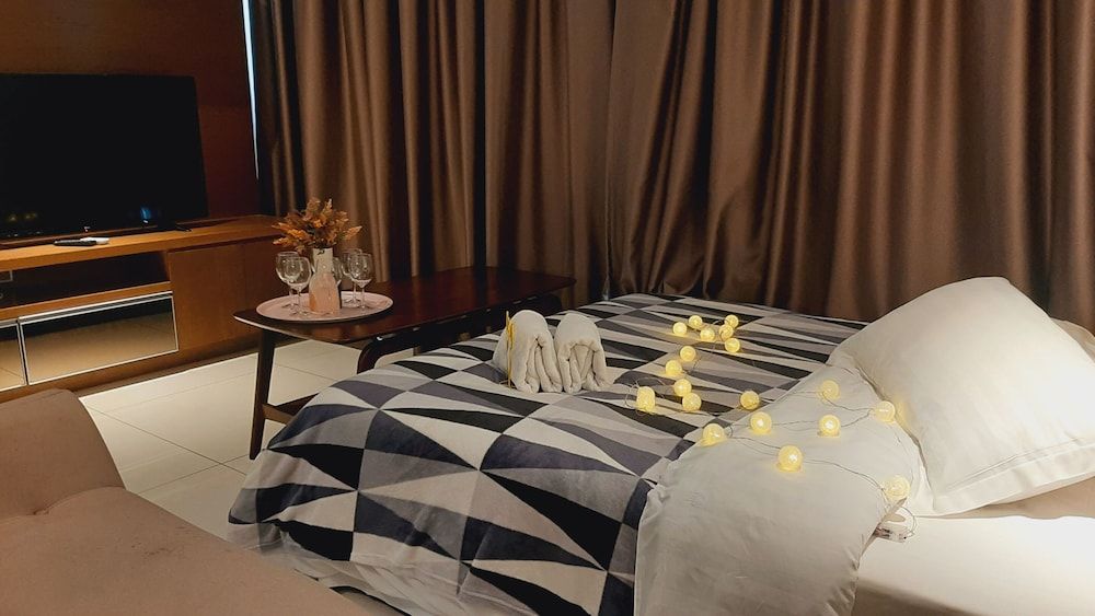 2-Bedroom Premier Family King Suite