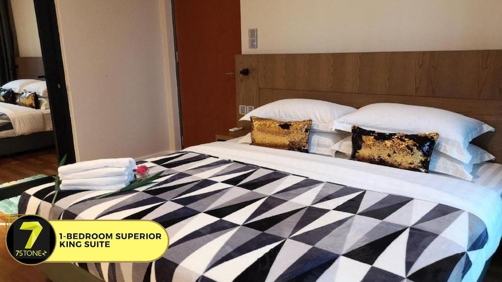 7Stonez Suites Geo38 Genting Highlands Superior King Suite (High Zone) 2