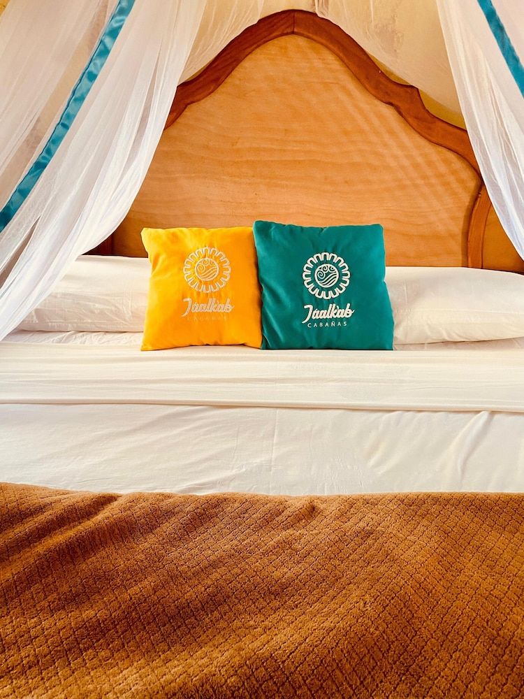 Jáalk'ab Cabañas Premier Cabin, 1 King Bed, Non Smoking 3