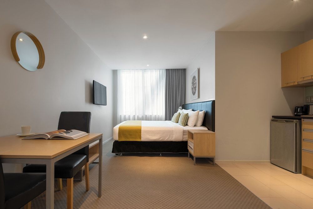 Quest on Hobson Studio, 1 King Bed 3