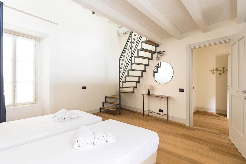 Palazzo Odescalchi Business Apartment (UNITA 7) 2