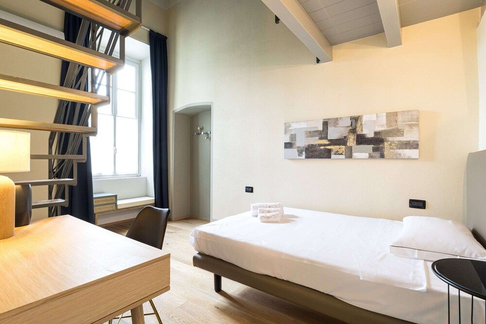 Palazzo Odescalchi Basic Apartment (UNITA 6) 2