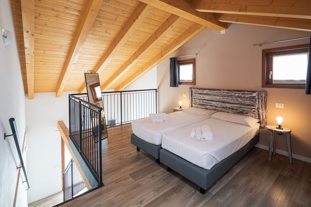 Duplex, 1 Bedroom (5)