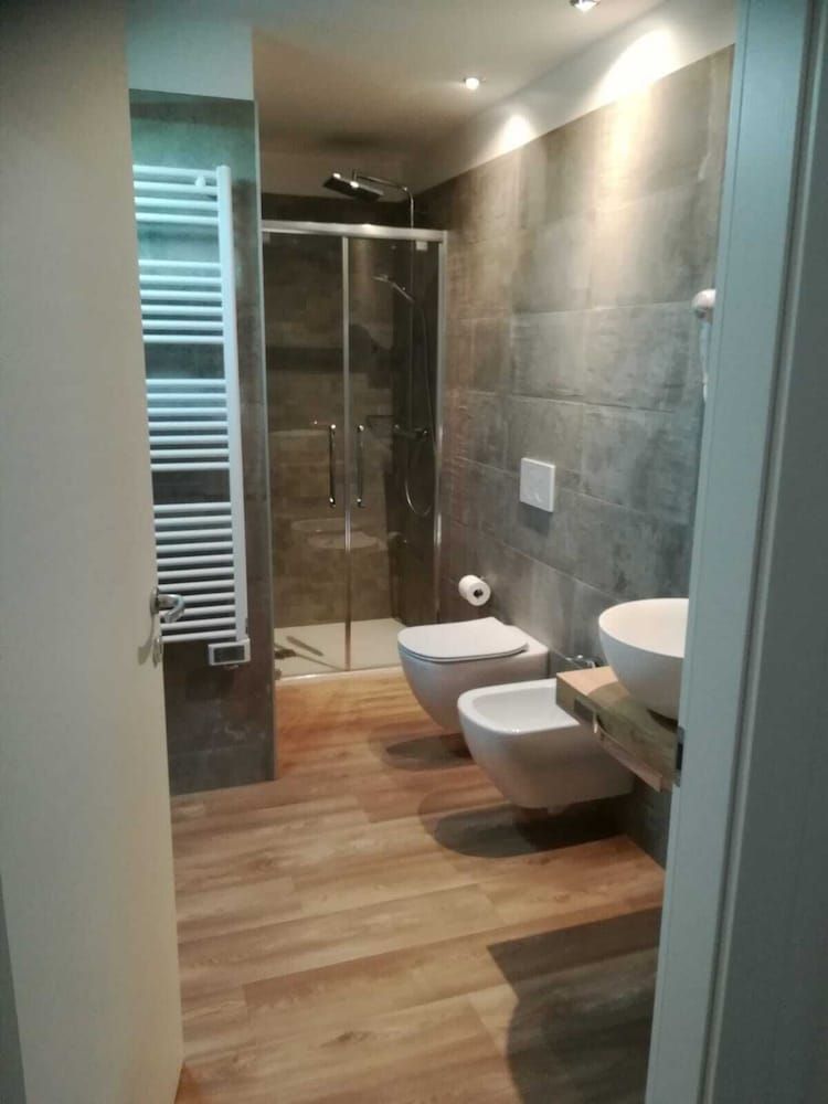 Duplex, 2 Bedrooms (6)
