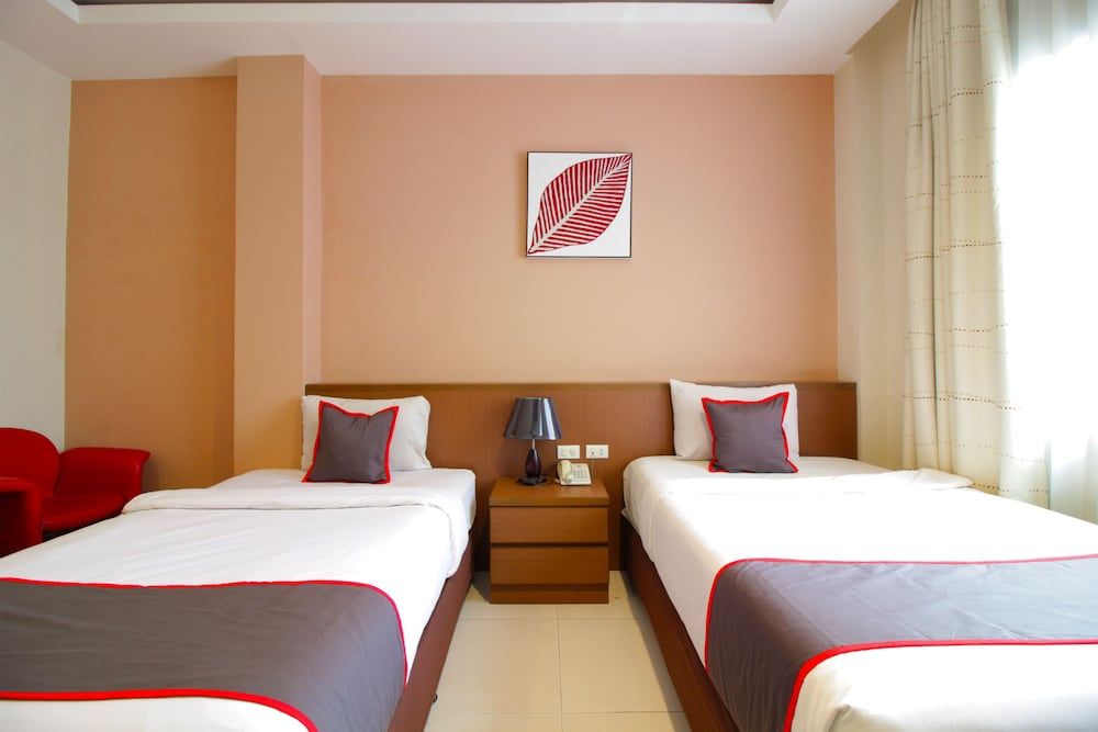 Standard Twin Room