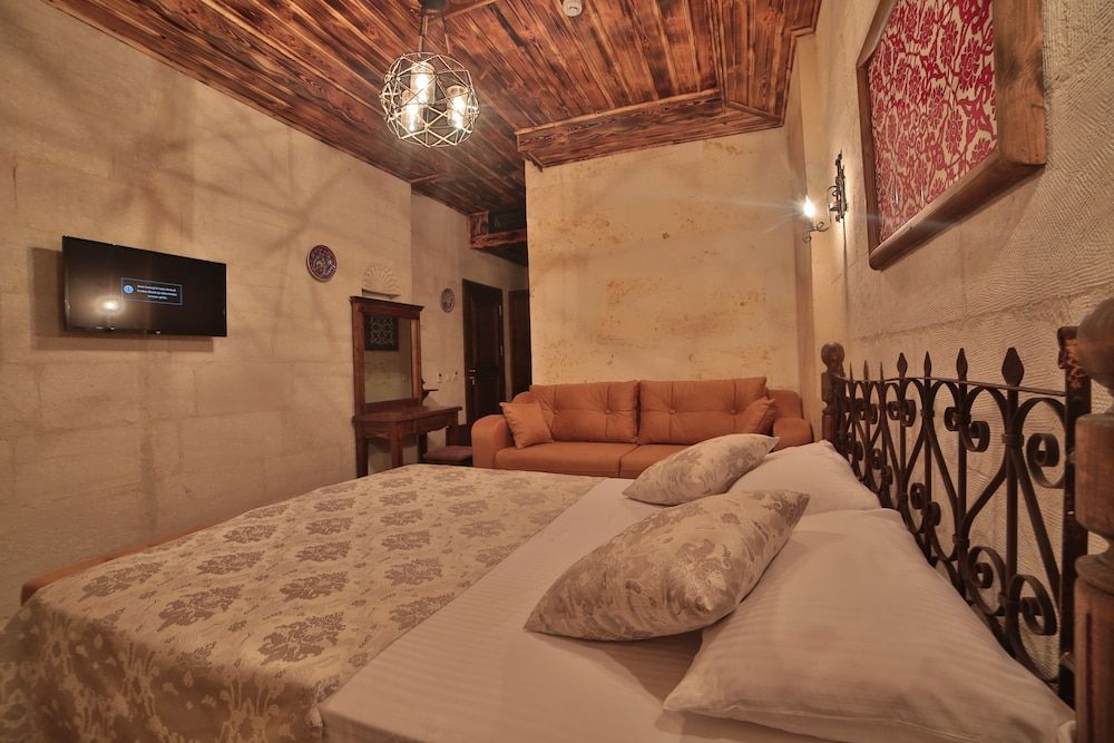 Caravanserai Inn Hotel Standard Double Room, Garden View 5