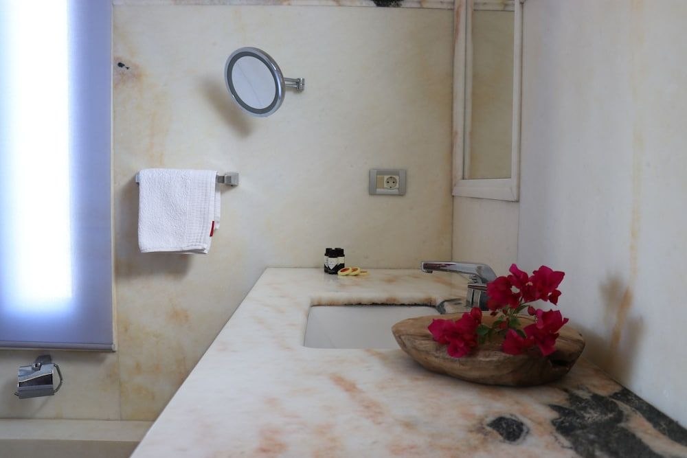 Grand Bleu Apartments & Villas Villa, 4 Bedrooms, Private Pool, Sea View 12