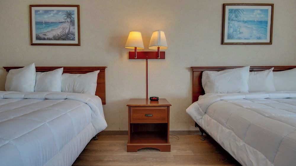 undefined Ocean 1 Hotel and Suites 6