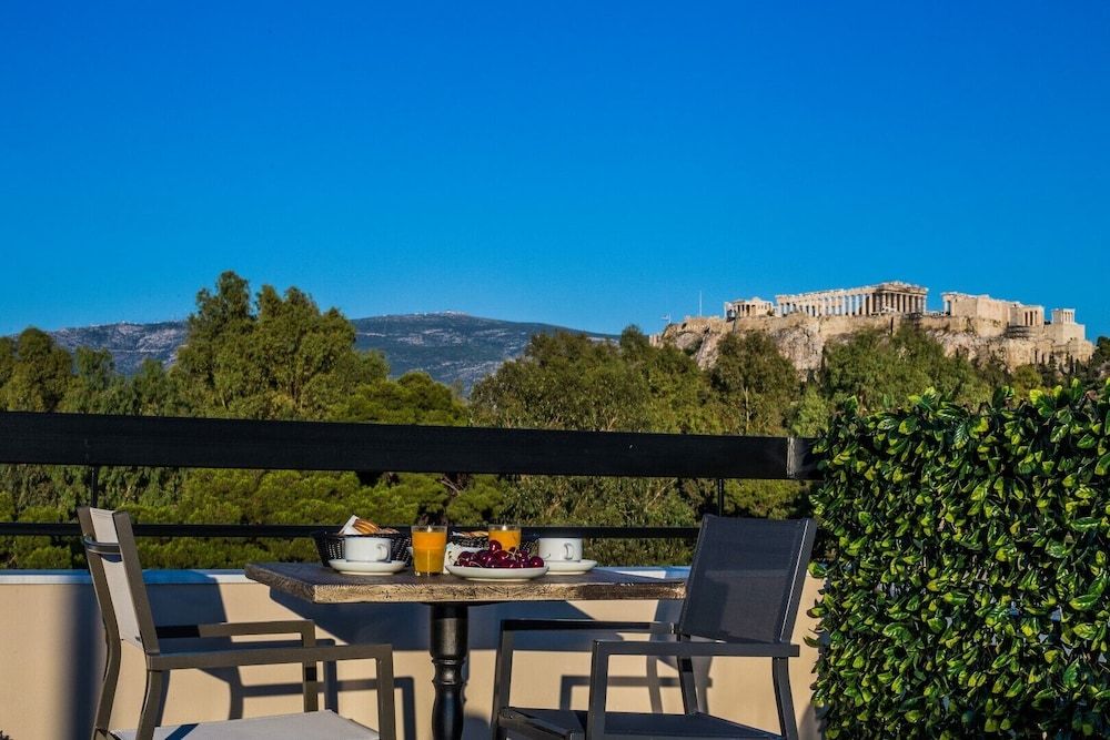undefined Acropolis Vision 6