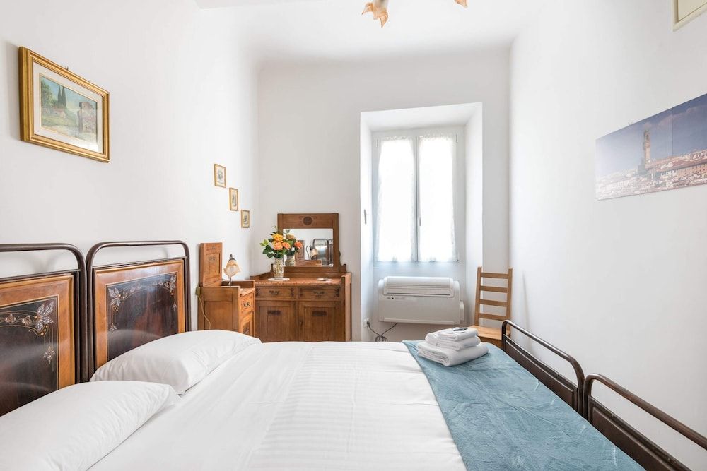 Le Grazie Apartments in Superb Location Apartment, 2 Bedrooms 14