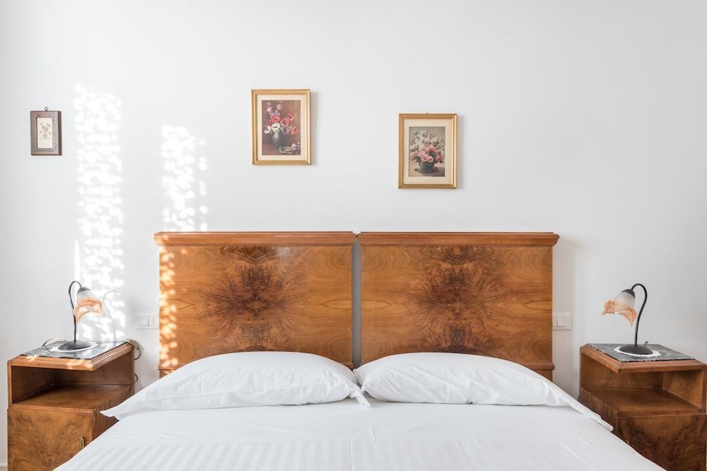 Le Grazie Apartments in Superb Location Apartment, 2 Bedrooms (Grazie 2) 12