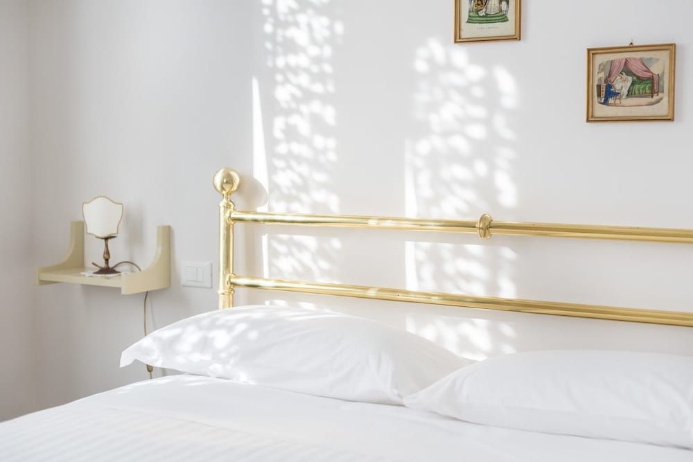 Le Grazie Apartments in Superb Location Apartment, 2 Bedrooms (Grazie 2) 13