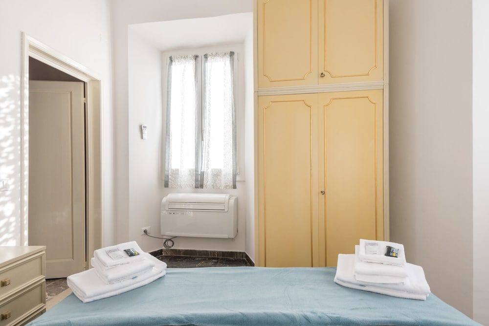 Le Grazie Apartments in Superb Location Apartment, 2 Bedrooms (Grazie 2) 28