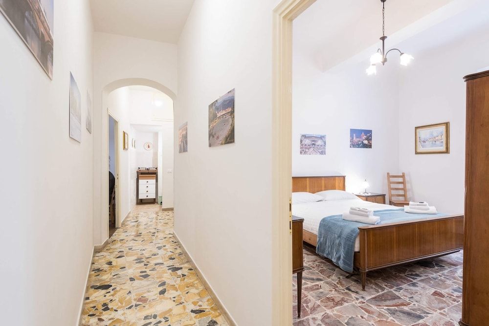 Le Grazie Apartments in Superb Location Apartment, 2 Bedrooms 24