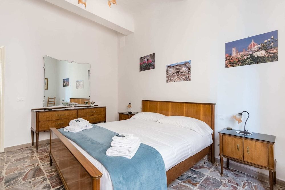 Le Grazie Apartments in Superb Location Apartment, 2 Bedrooms 16