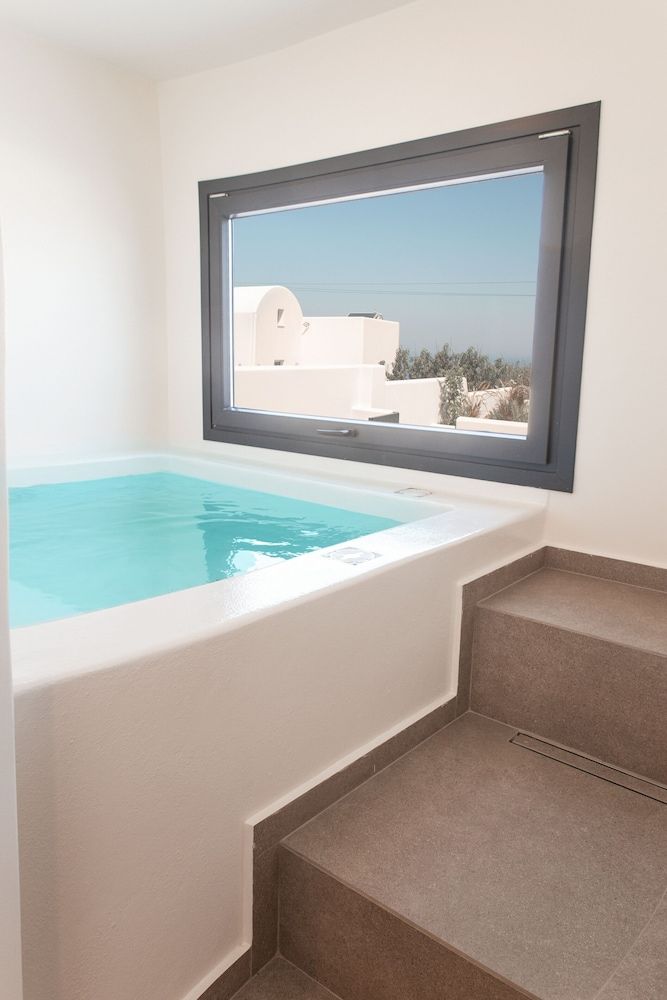 undefined North Wind Luxury Suites 3