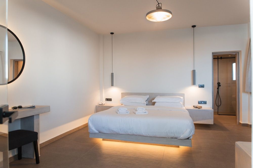King Room, Sea View, Balcony/Patio, Indoor Hot Tub