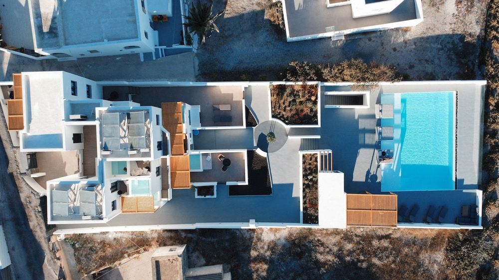 undefined North Wind Luxury Suites 8