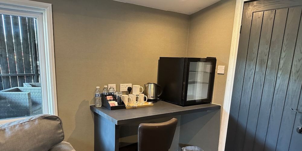 The Waterfront Lodges Family Cabin, 1 Bedroom, Terrace, Garden View 8