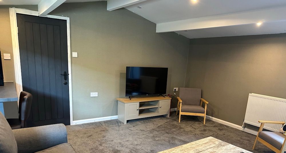 The Waterfront Lodges Family Cabin, 1 Bedroom, Terrace, Garden View 11