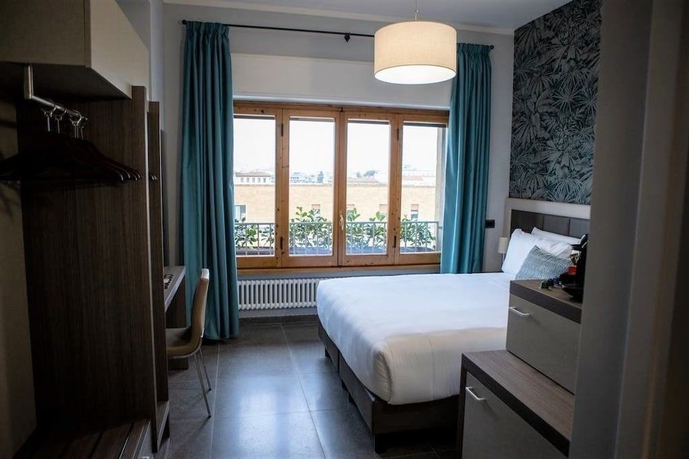 G&G Firenze Suites Classic Double or Twin Room 3