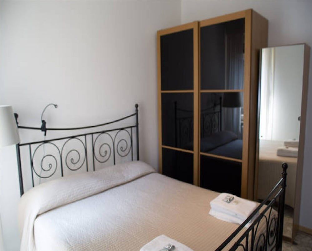 undefined Disciplini 6