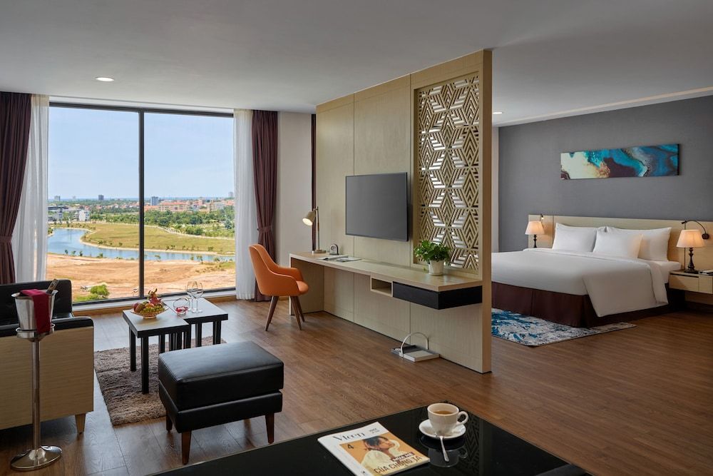 undefined SAM Quang Binh Hotel 4