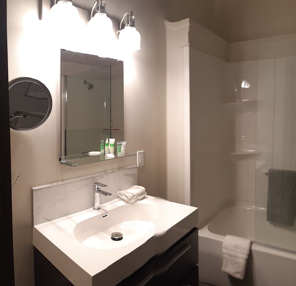 Oberge Inn Comfort Room 6