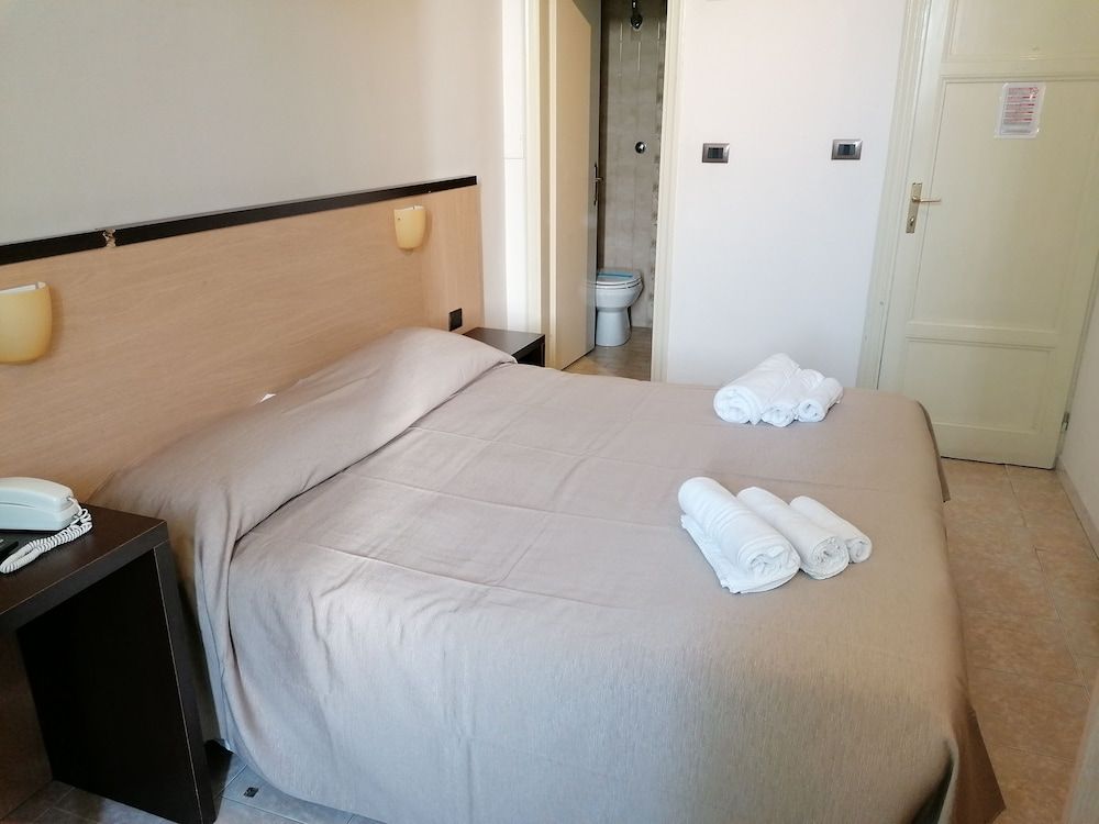 Hotel Cilene Comfort Room, 1 Queen Bed 2