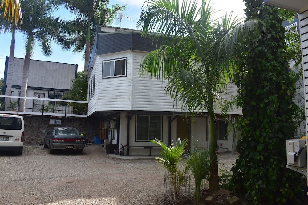 undefined Hohola Apartments 7