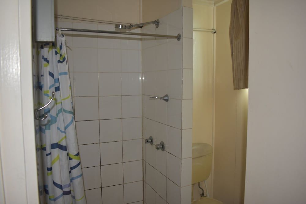 Hohola Apartments Economy Room 5