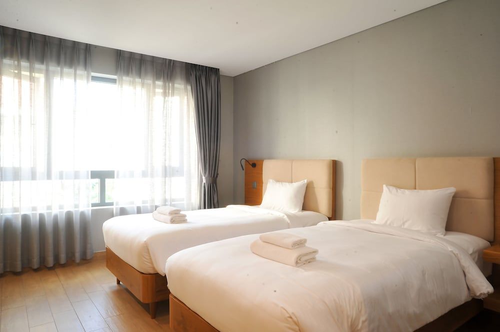 undefined Imperial Saigon Hotel 3