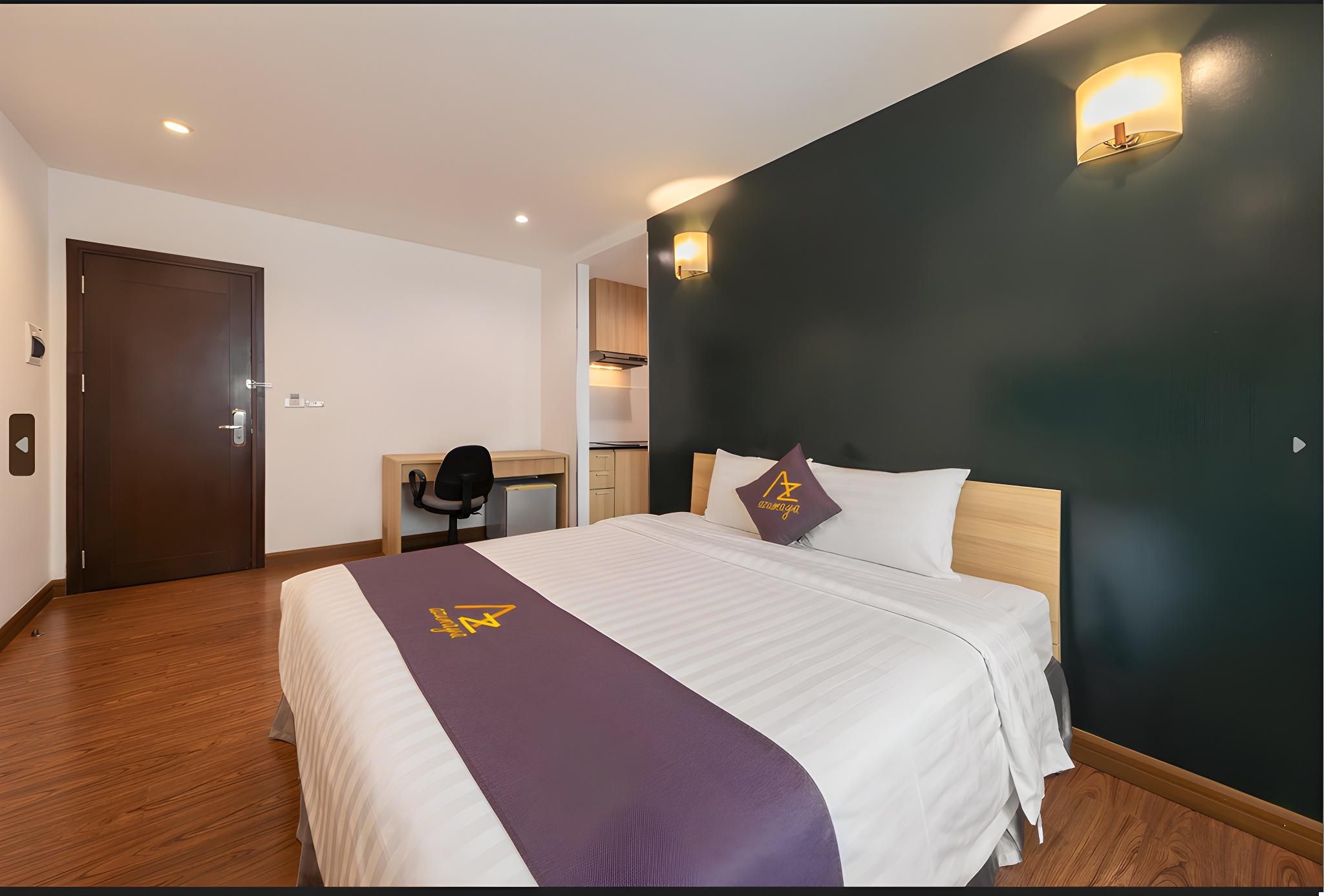 1 King Executive Kitchen Non-Smoking