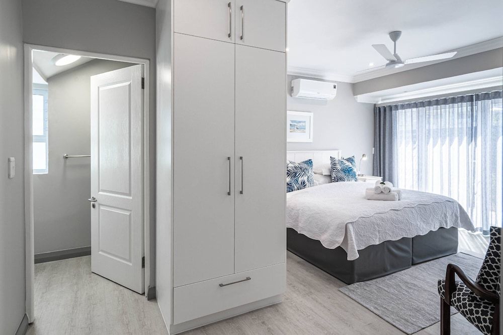 Whale Coast Ocean Villa Superior Double Room, Mountain View 3