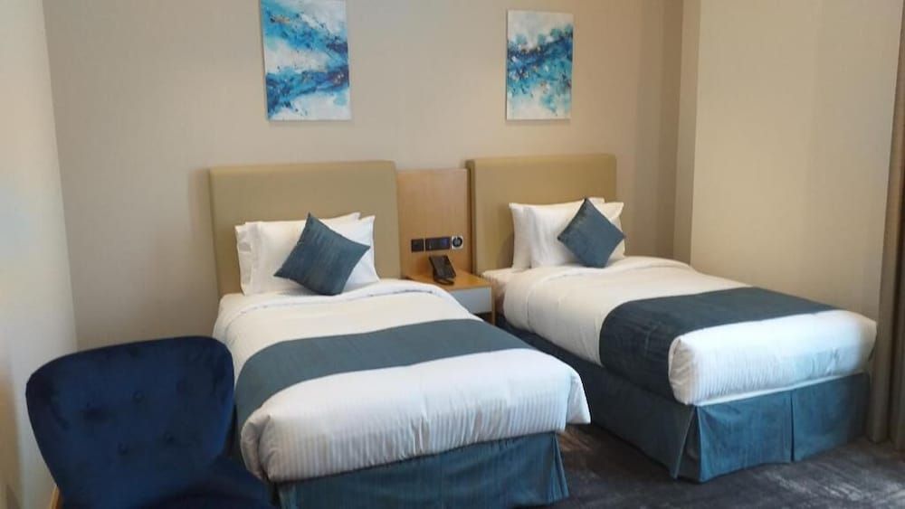 undefined Al Hayat Hotel 7