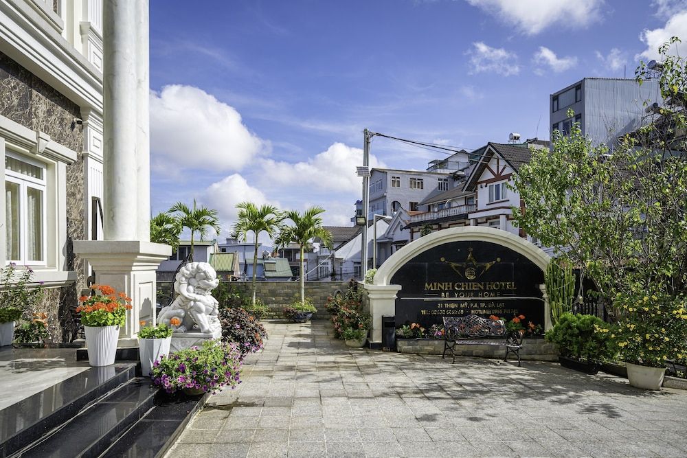undefined Minh Chien Hotel 7