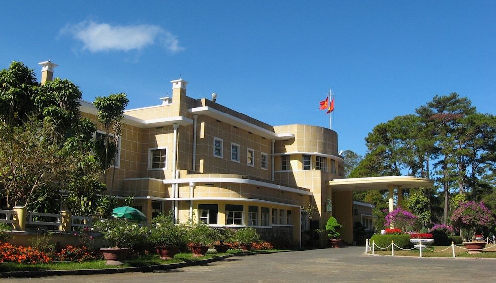 undefined Minh Chien Hotel 10