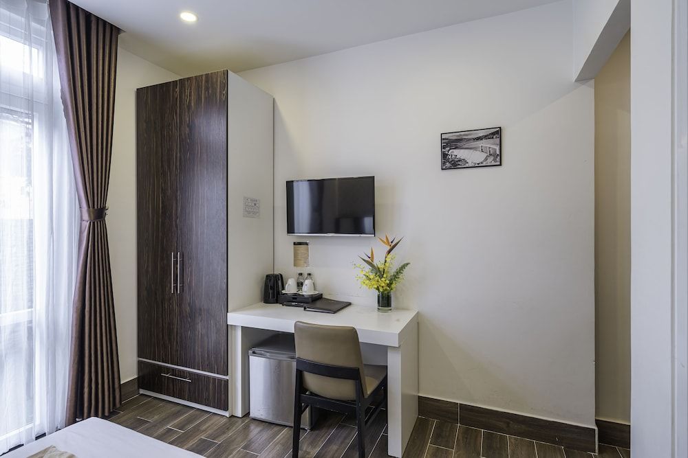 Minh Chien Hotel Deluxe Double Room 15