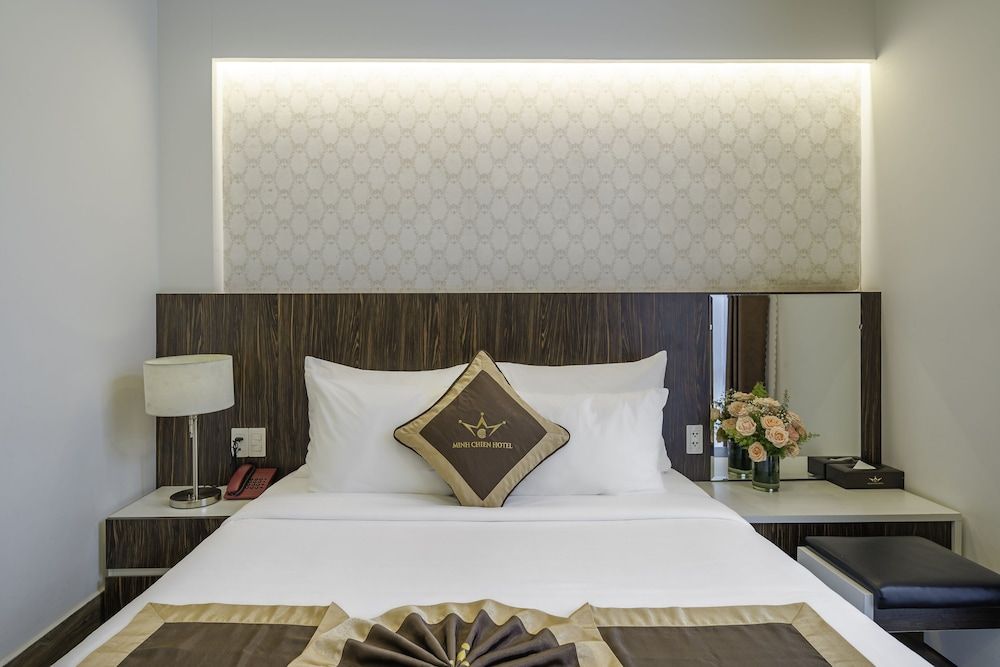 Minh Chien Hotel Deluxe Double Room