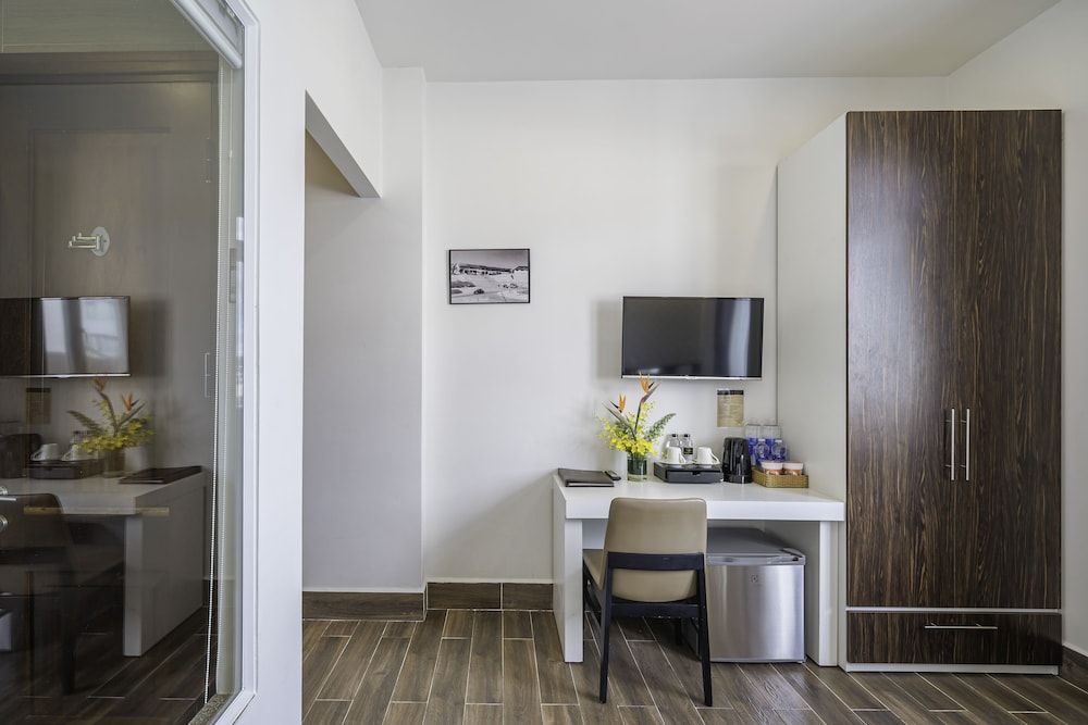 Minh Chien Hotel Deluxe Double Room 17