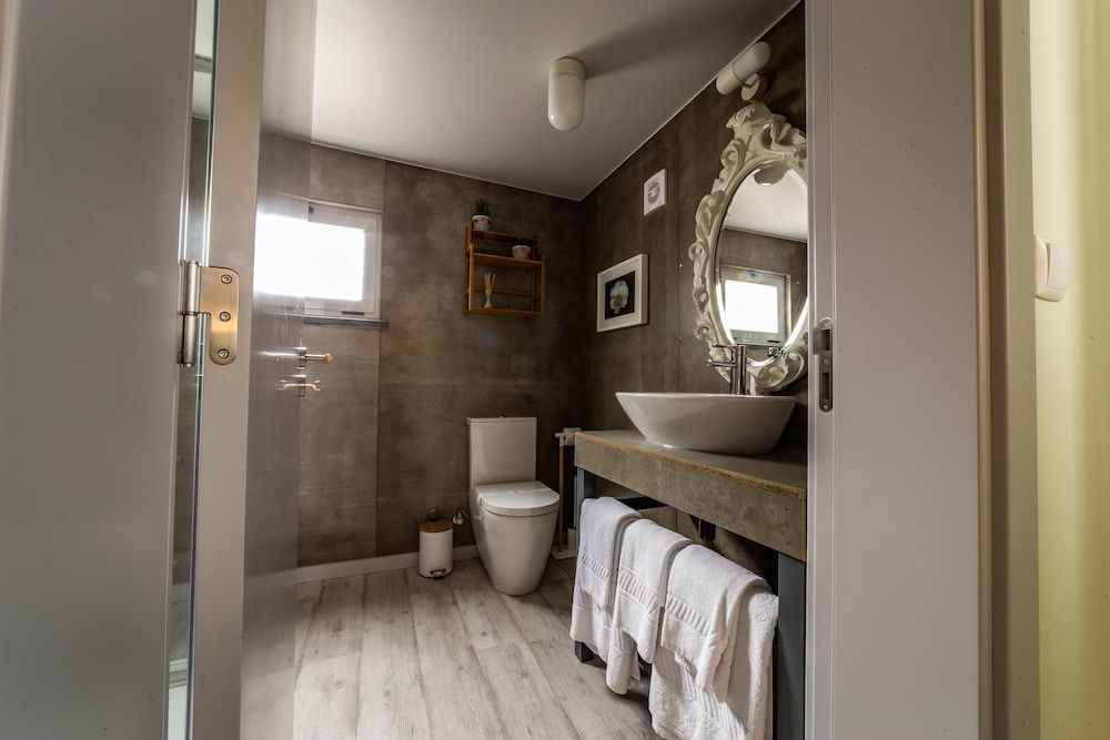 My Bed in Pico Romantic Natura Double Room 4