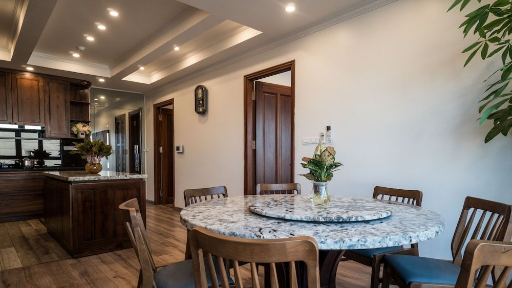 undefined iRest Apartment 8