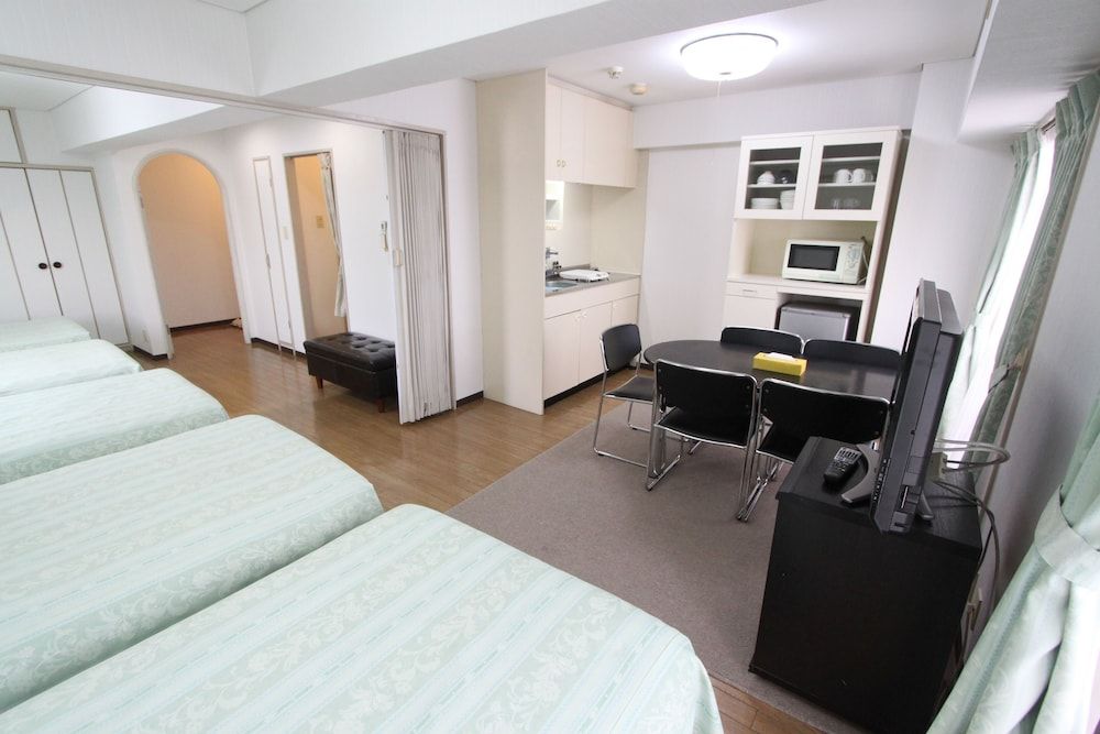 undefined Weekly Green In Namba 2