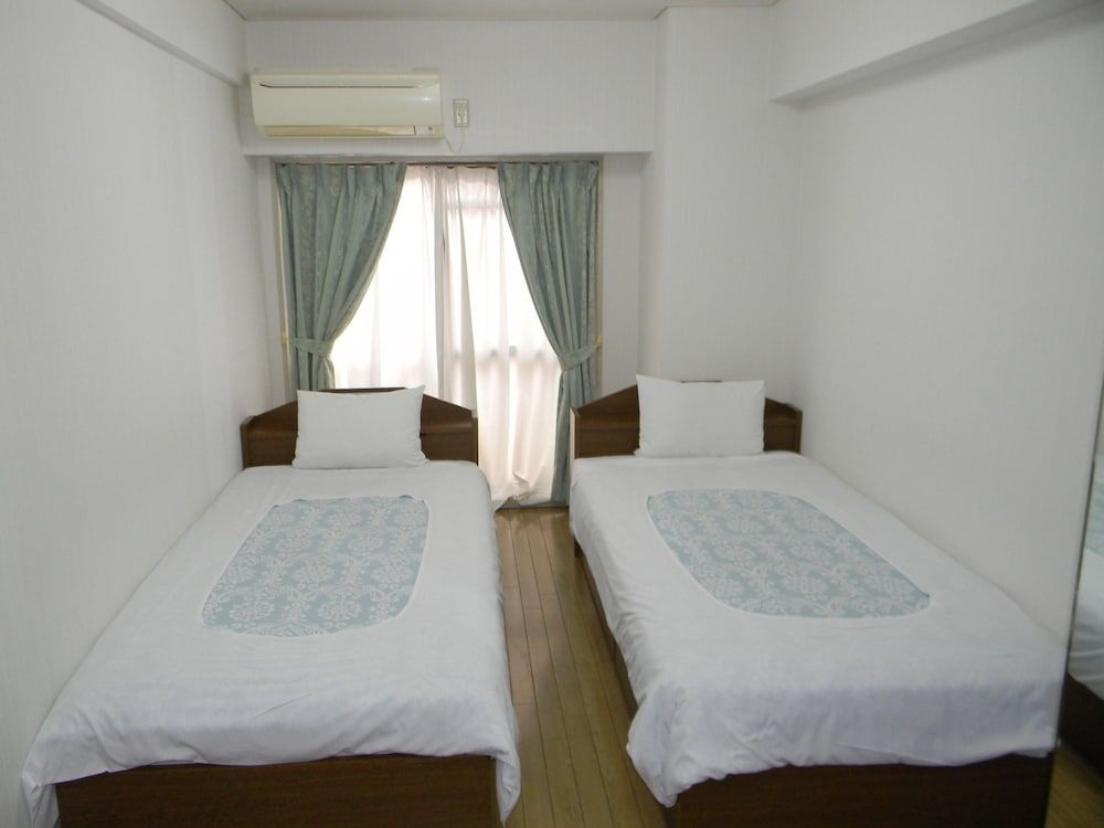 undefined Weekly Green In Namba 4