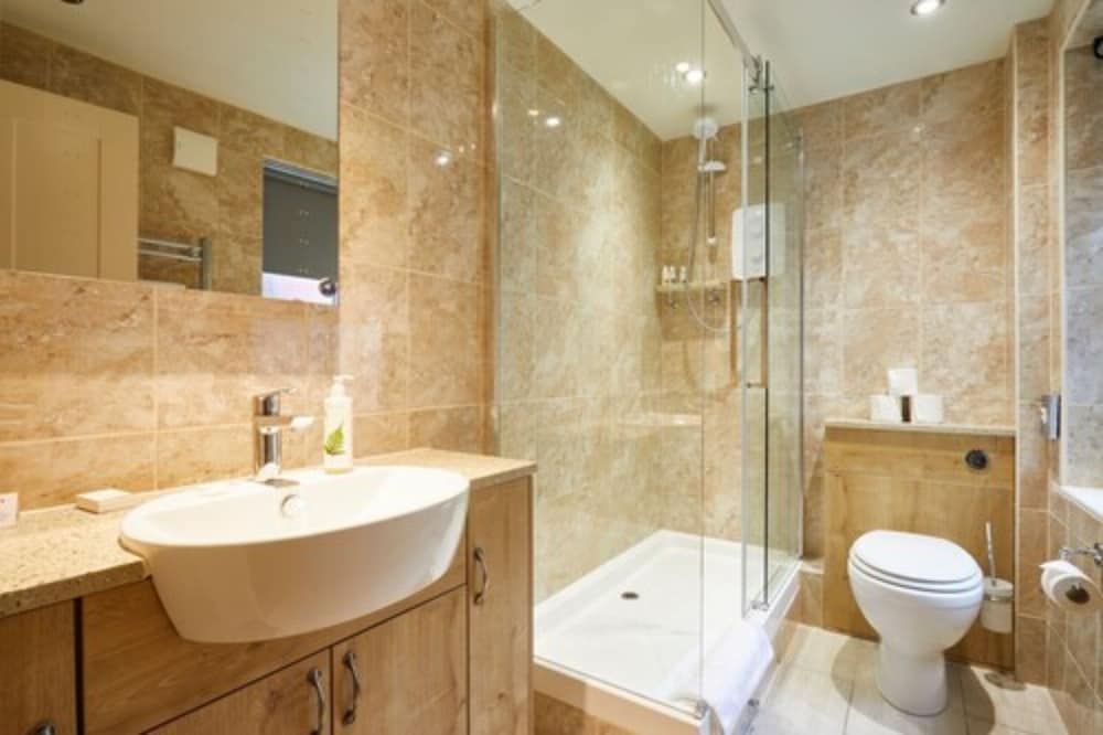 The Quarrymans Arms Large Double Room 7